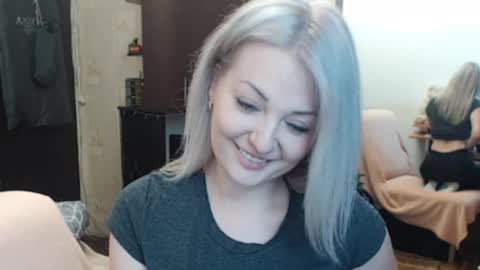 LuckyShot online show from 12.21.25