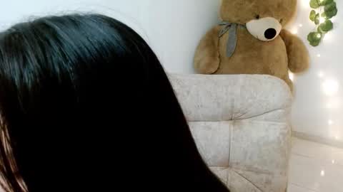 lucy1609 online show from 10.21.25