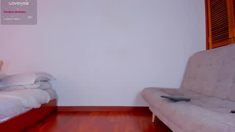 Snapshot of lucy__77 chatting on 03.03.25 Hello my name is Lucy nice to meet you thumb up is important for me kisses online show from 03.03.25