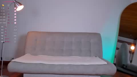 Snapshot of lucy__77 chatting on 09.10.25 Hello my name is Lucy nice to meet you thumb up is important for me kisses online show from 09.10.25