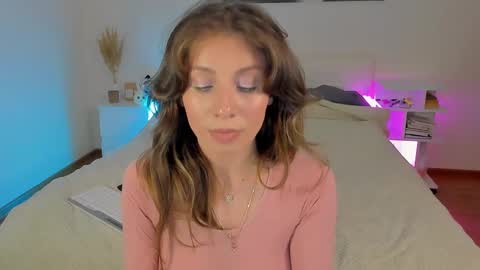 Snapshot of lucy__ray chatting on 02.12.25 lucy__ray online show from 02.12.25