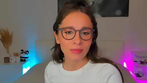 Snapshot of lucy__ray chatting on 02.23.25 lucy__ray online show from 02.23.25