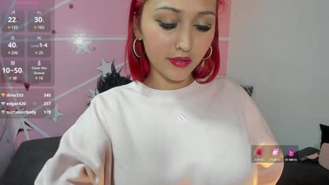 Snapshot of lucy_beatifull chatting on 01.06.25 lucy_beatifull online show from 01.06.25