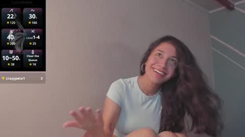 Snapshot of lucy_bluesea chatting on 10.26.25 Lucy Herrera online show from 10.26.25