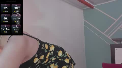 Snapshot of lucy_bluesea chatting on 10.31.25 Lucy Herrera online show from 10.31.25