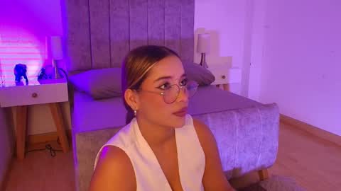 lucy online show from 04.02.26