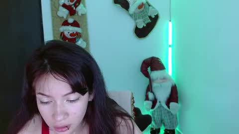 Snapshot of lucy_collins_g chatting on 12.29.24 Lucy online show from 12.29.24