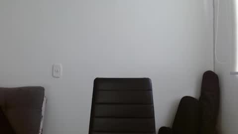 Snapshot of lucy_collins_g chatting on 03.12.25 Lucy online show from 03.12.25