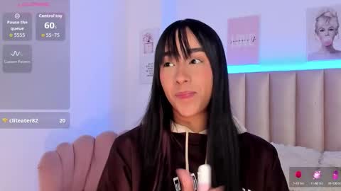 Snapshot of lucy_ev chatting on 09.24.25 Lucy online show from 09.24.25