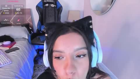 Snapshot of lucy_ferreiraa chatting on 10.11.25 Your Lucy online show from 10.11.25