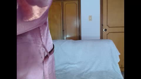  SleepyAbuela online show from 02.25.26