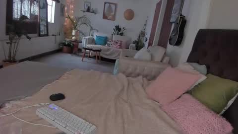 luciana online show from 09.14.25