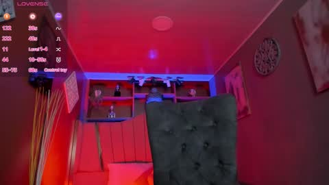 Lucy  online show from 09.19.25