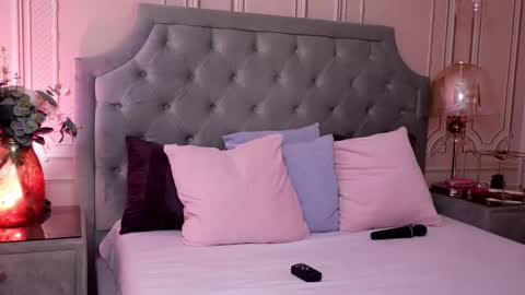 LucyAddison online show from 03.05.25