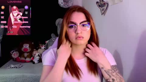 Snapshot of lucycherry__ chatting on 10.16.25 LUCIA online show from 10.16.25