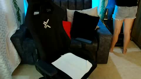 LUCY online show from 06.19.26