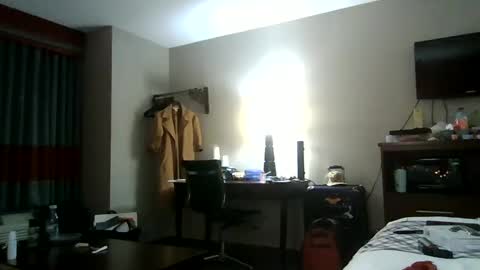 Lucy Loves Lookers online show from 01.12.25