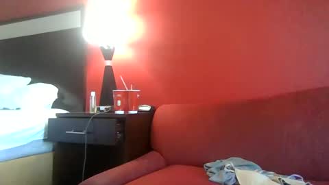 Lucy Loves Lookers online show from 01.13.25
