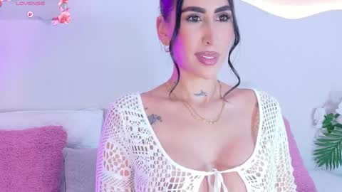 Lucy Lunne online show from 05.02.26