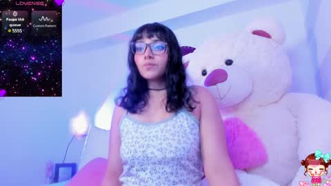 Snapshot of lucyluy chatting on 01.17.25 Instagramlucyluy10 online show from 01.17.25