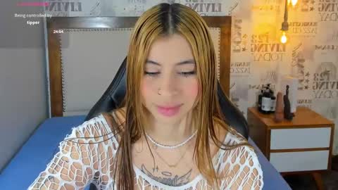 Snapshot of lucymars1 chatting on 10.04.25 L U C Y  online show from 10.04.25