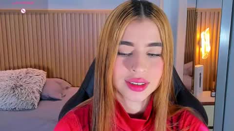 Snapshot of lucymars1 chatting on 10.10.25 L U C Y  online show from 10.10.25