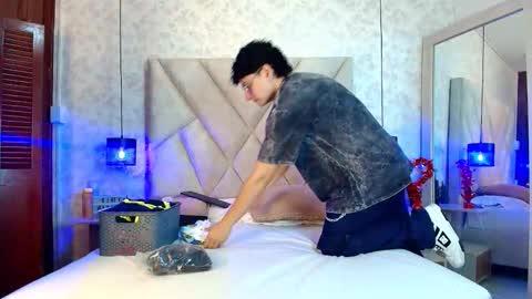 Lucy and Matty online show from 09.11.25