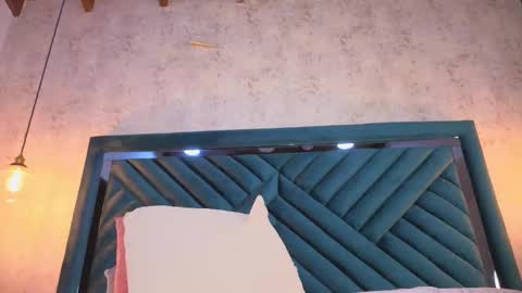 Lucy online show from 09.30.25