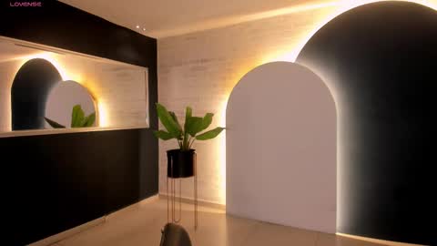 Lucy online show from 10.17.25