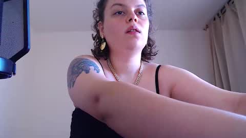 Call me Lucy online show from 10.08.25