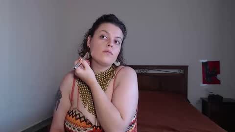 Call me Lucy online show from 10.11.25