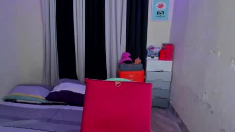 Snapshot of lucyx143 chatting on 06.17.26 Lucy online show from 06.17.26