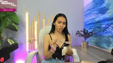 Lucy Liiu online show from 09.24.25