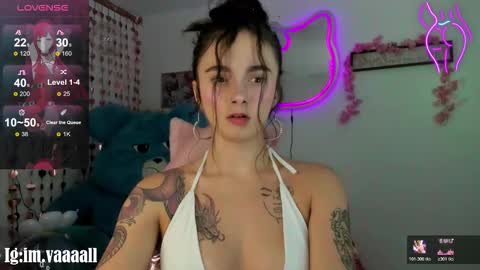 Snapshot of lucyy_tayy chatting on 03.25.26 The love of your life 3 online show from 03.25.26