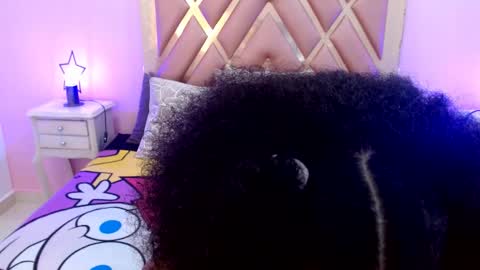 Snapshot of luhamilton chatting on 09.14.25 Lu online show from 09.14.25