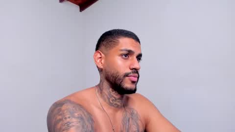 Luigi Vitale online show from 09.25.25