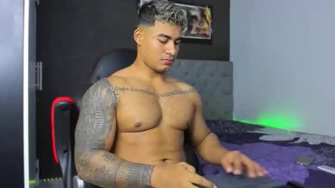 Snapshot of luigi_hot_ chatting on 09.12.25 Luigi Independent model online show from 09.12.25