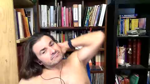 Snapshot of luigijohn chatting on 10.23.25 LUIGIJOHN online show from 10.23.25