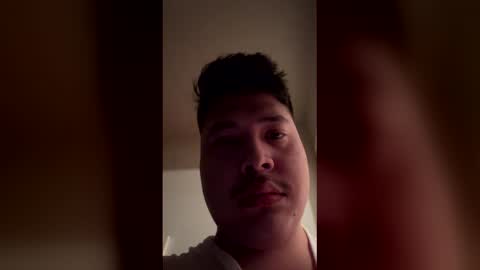 Snapshot of luis5758 chatting on 03.06.26 luis5758 online show from 03.06.26