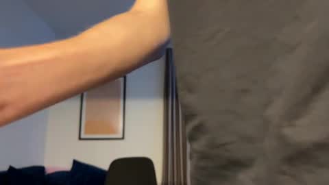 Snapshot of luis7777hui chatting on 02.11.25 Luis and Alina online show from 02.11.25