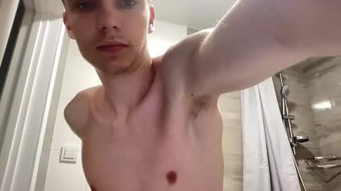 Snapshot of luis_7777 chatting on 10.02.25 Luis online show from 10.02.25