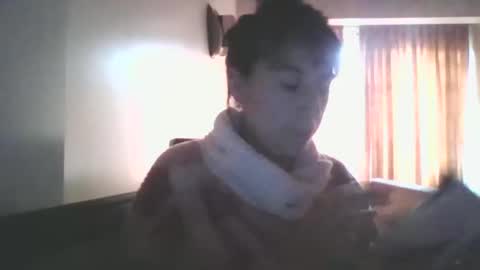 luisa_hollmes online show from 10.23.25