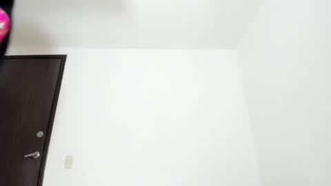   Luisa Fernanda  online show from 02.22.25