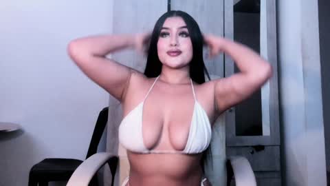 Luisa Diaz online show from 02.02.25