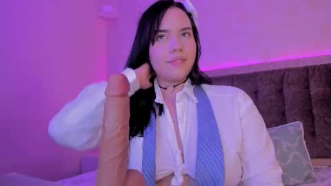 Luisa Giraldo online show from 09.22.25