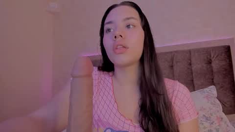 Luisa Giraldo online show from 09.26.25