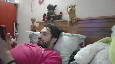 Snapshot of luismiastarot chatting on 10.15.25 luismiastarot online show from 10.15.25