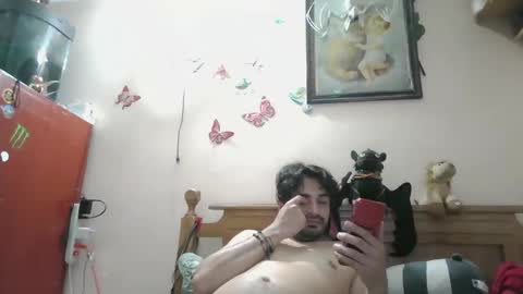Snapshot of luismiastarot chatting on 10.24.25 luismiastarot online show from 10.24.25
