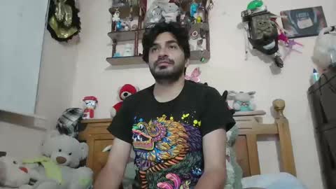 Snapshot of luismiastarot chatting on 10.27.25 luismiastarot online show from 10.27.25