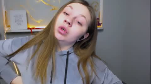 Luiza online show from 12.04.24